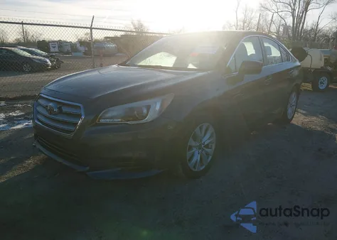 2017 Subaru Legacy 2.5I Premium z USA, uszkodzony, nr VIN 4S3BNAC60H3057793